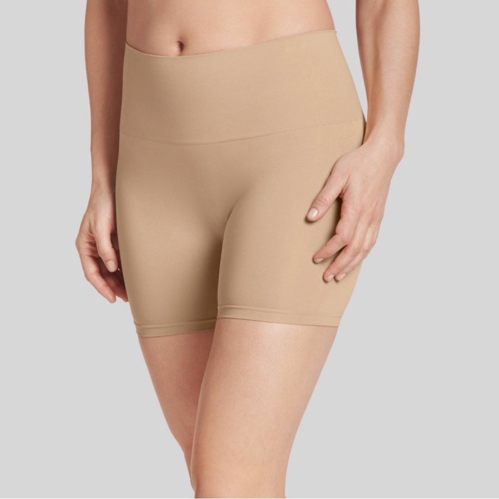 JOCKEY Generation Beige Tummy Slimming Smoothing Mid Waist Shorts Sz Small NWOT